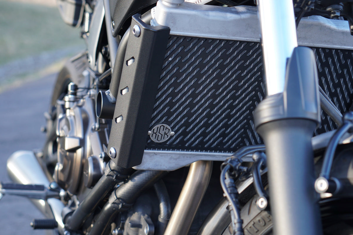 Xsr700 cheap radiator cover