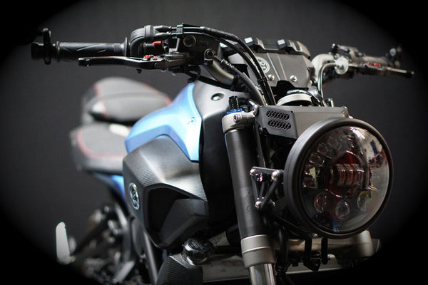 MT-07 (FZ-07) - Brogue Collective - 7" LED Naked Headlight Kit