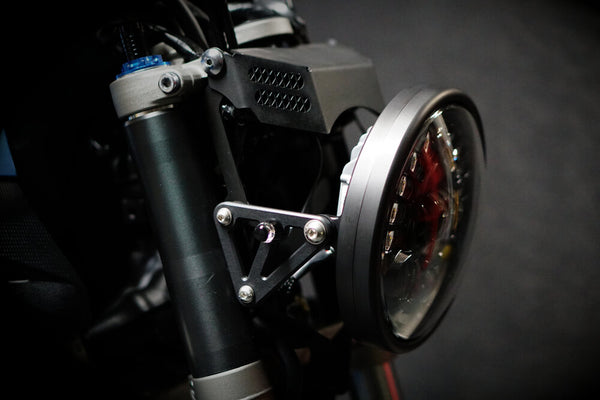 MT-07 (FZ-07) - Brogue Collective - 7" LED Naked Headlight Kit