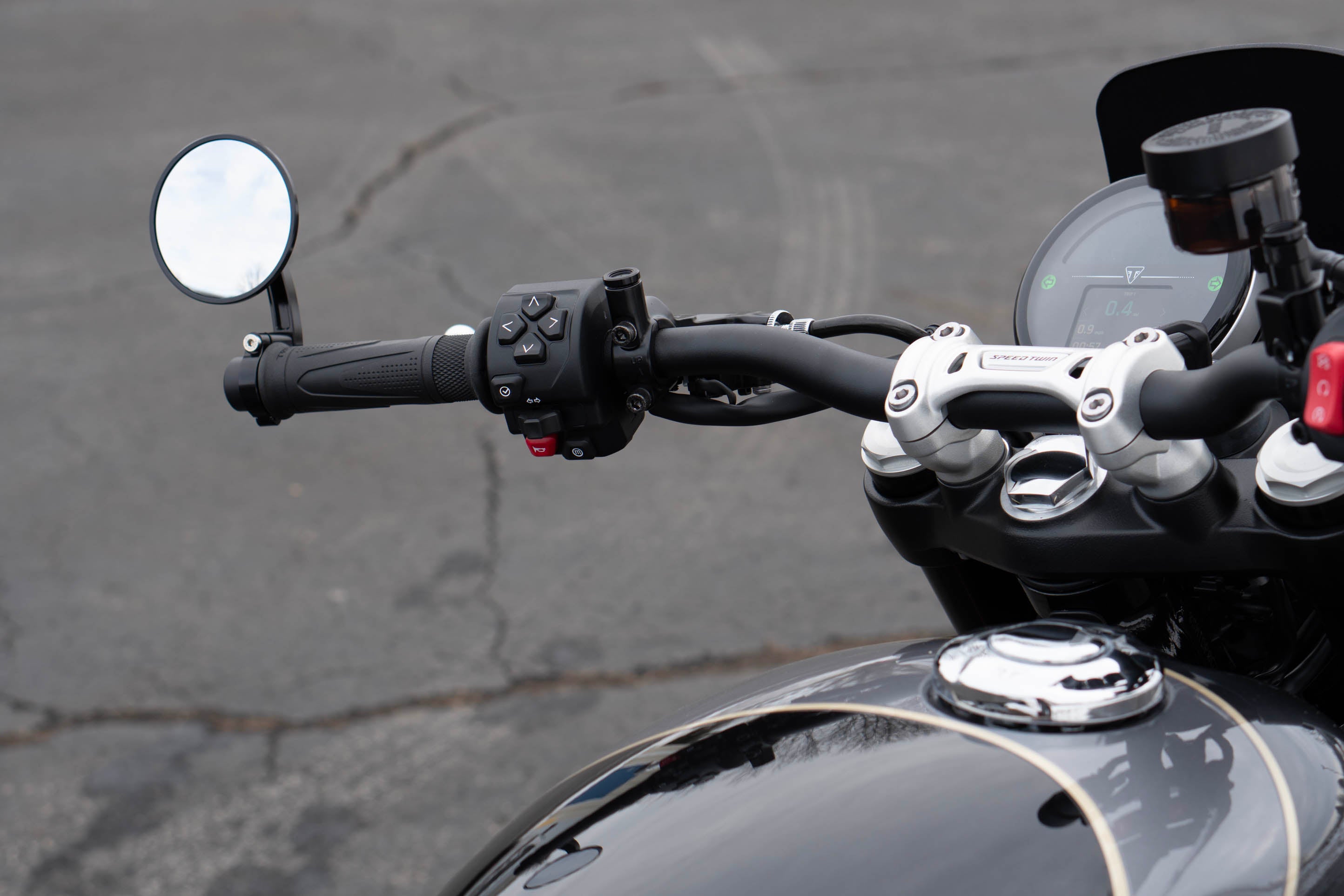Triumph Bar End Finishers & Mirror Kits - 7/8” Handlebar Triumph