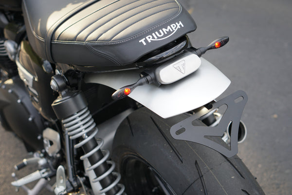 Triumph Speed Twin 1200 Plug & Play Kellermann Micro 1000 DF Dark 3-IN-1 Rear Turn Signal Kit - 2019+
