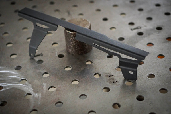 Triumph T120 / T100 Chain Guard V2 - Brogue Moto