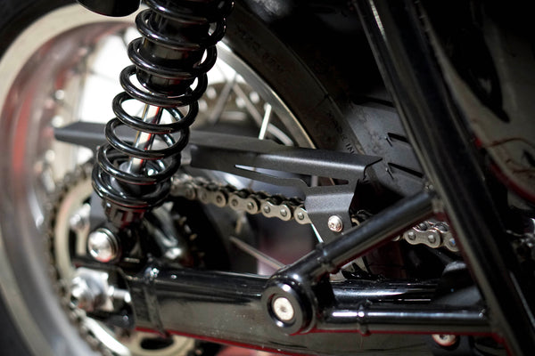 Triumph T120 / T100 Chain Guard V2 - Brogue Moto