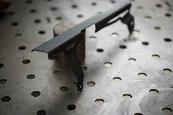 Triumph T120 / T100 Chain Guard V2 - Brogue Moto