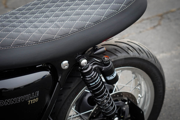 Fender Eliminator + Side Axle Mount License Plate Complete Kit – Triumph T100 / T120 / Street Cup / Street Twin /  Street Scrambler - Brogue Moto