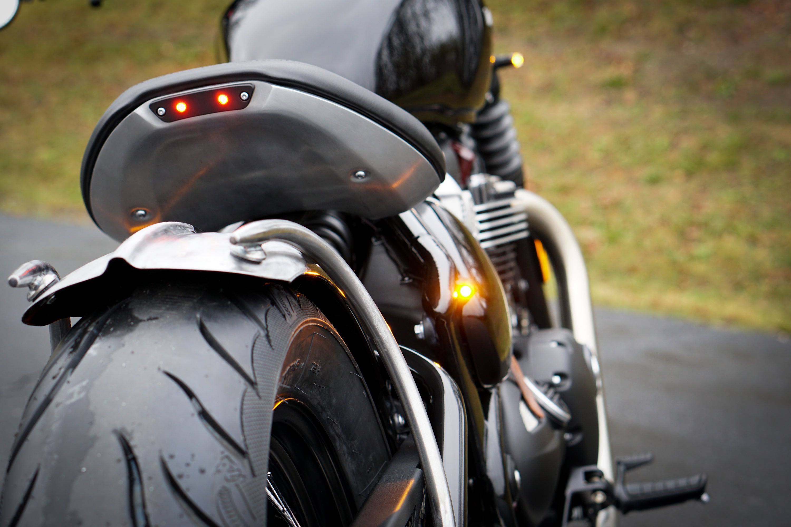Pillion seat for triumph bobber outlet
