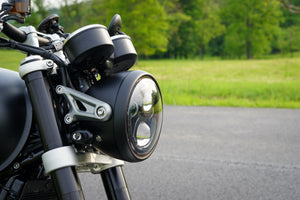 Triumph-Modern-Classic-JW-Speaker-7