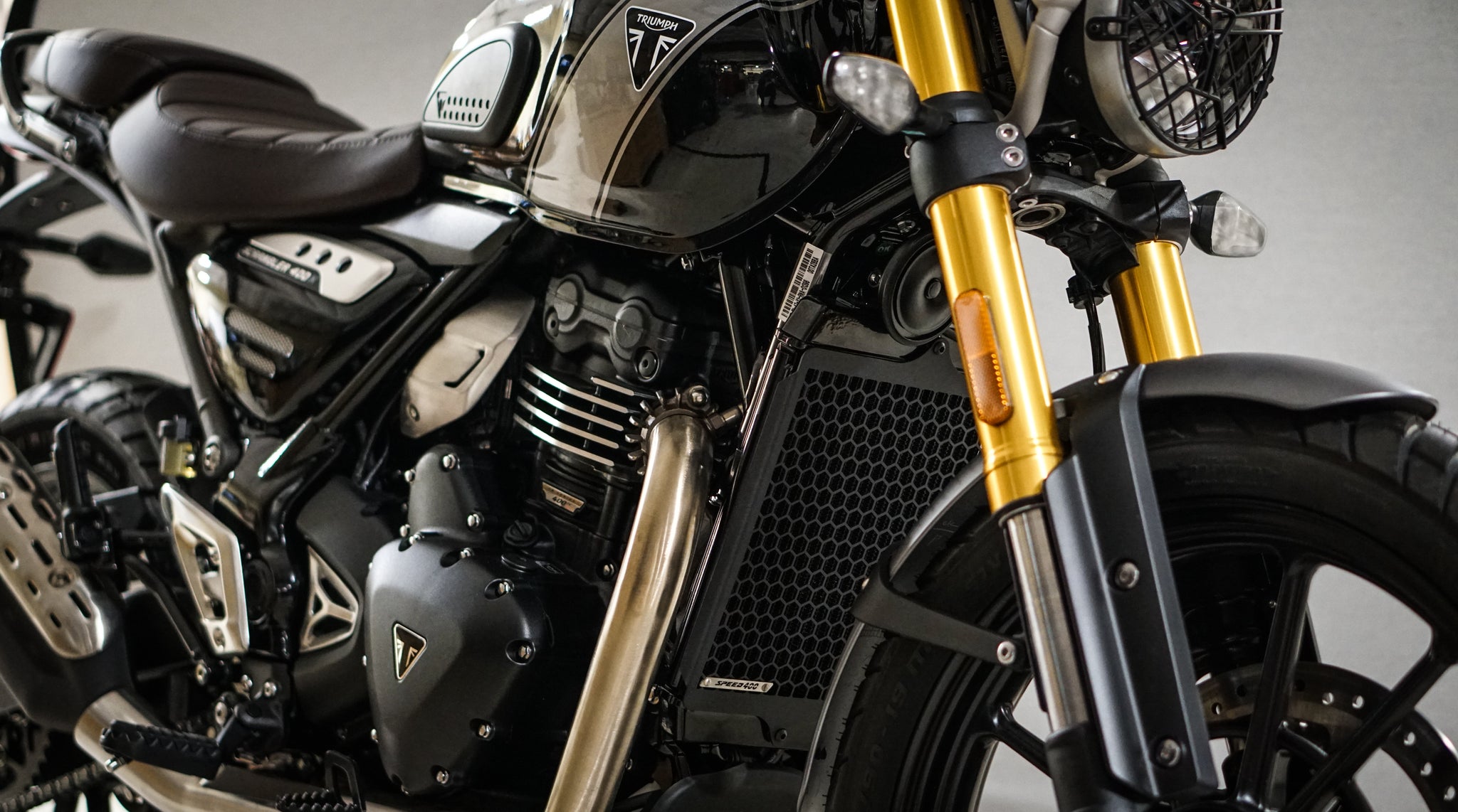 Triumph Speed 400 Radiator Guard – Brogue Motorcycles