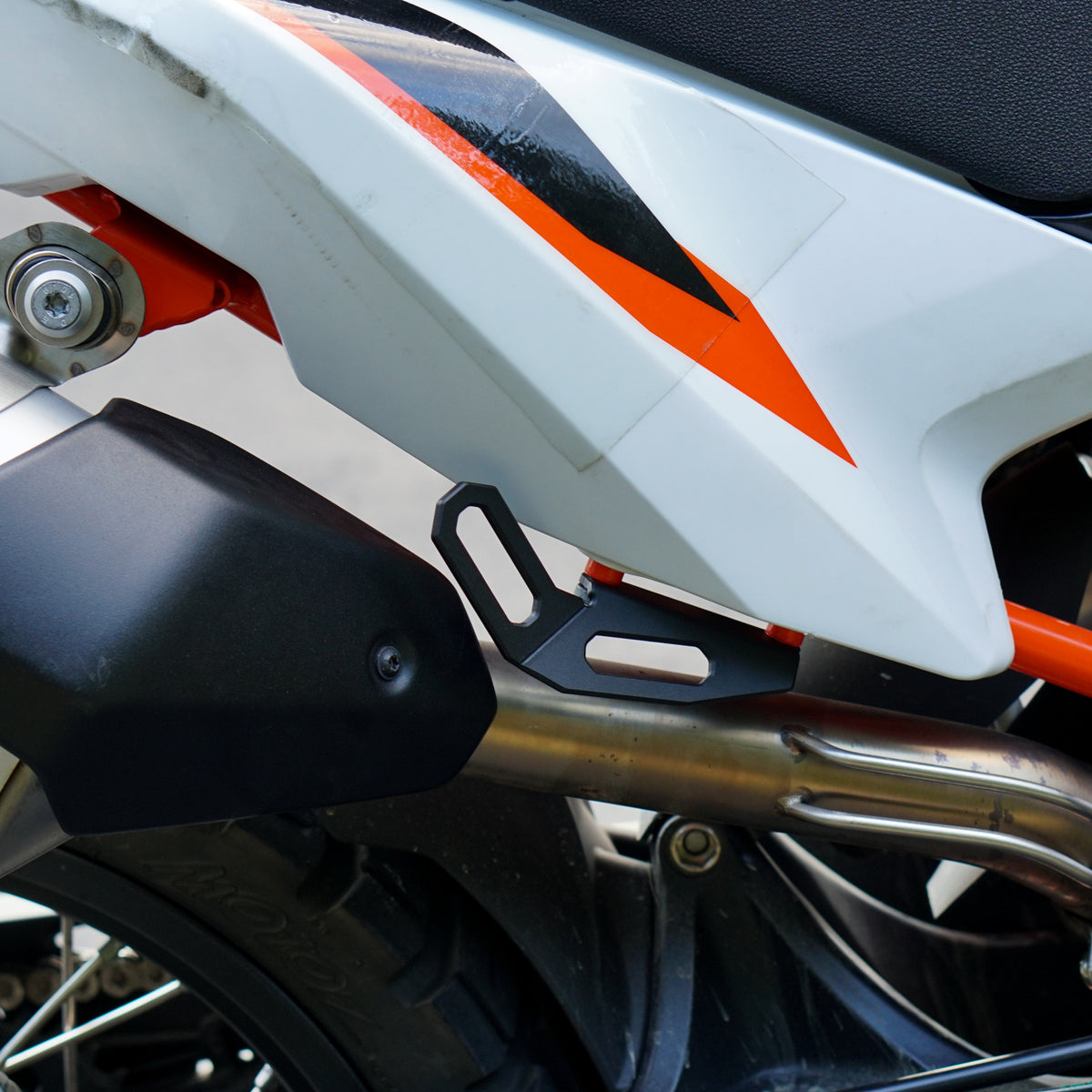 KTM 790/890 ADV Pillion Lash Down Hooks – Brogue Motorcycles