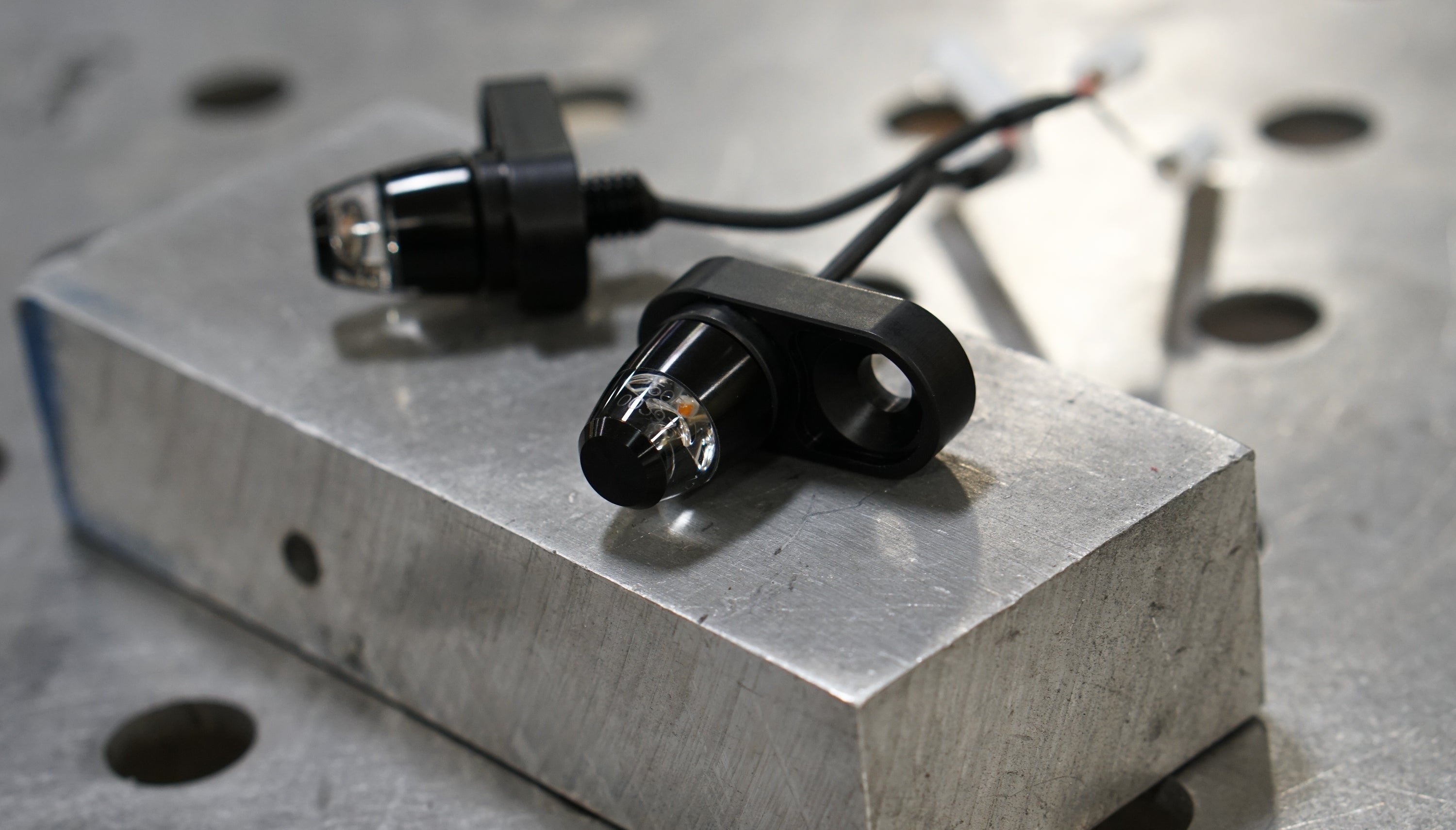 Low Profile Plug & Play Turn Signal Kits – 2016+ Triumph Models