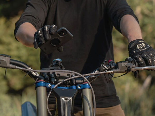 Quad Lock Motorcycle - Universal Handlebar Mount