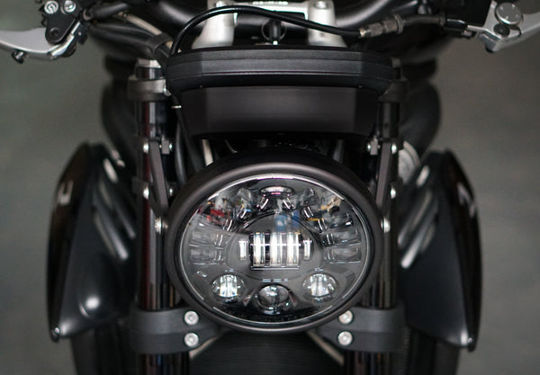 Street Triple 765 - Brogue Collective - 7" LED Naked Headlight Kit