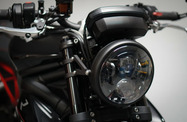 Brogue Street Triple Shallow Bucket  7" LED Headlight Conversion Kit