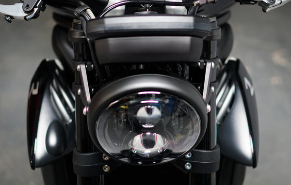 Brogue Street Triple Shallow Bucket  7" LED Headlight Conversion Kit