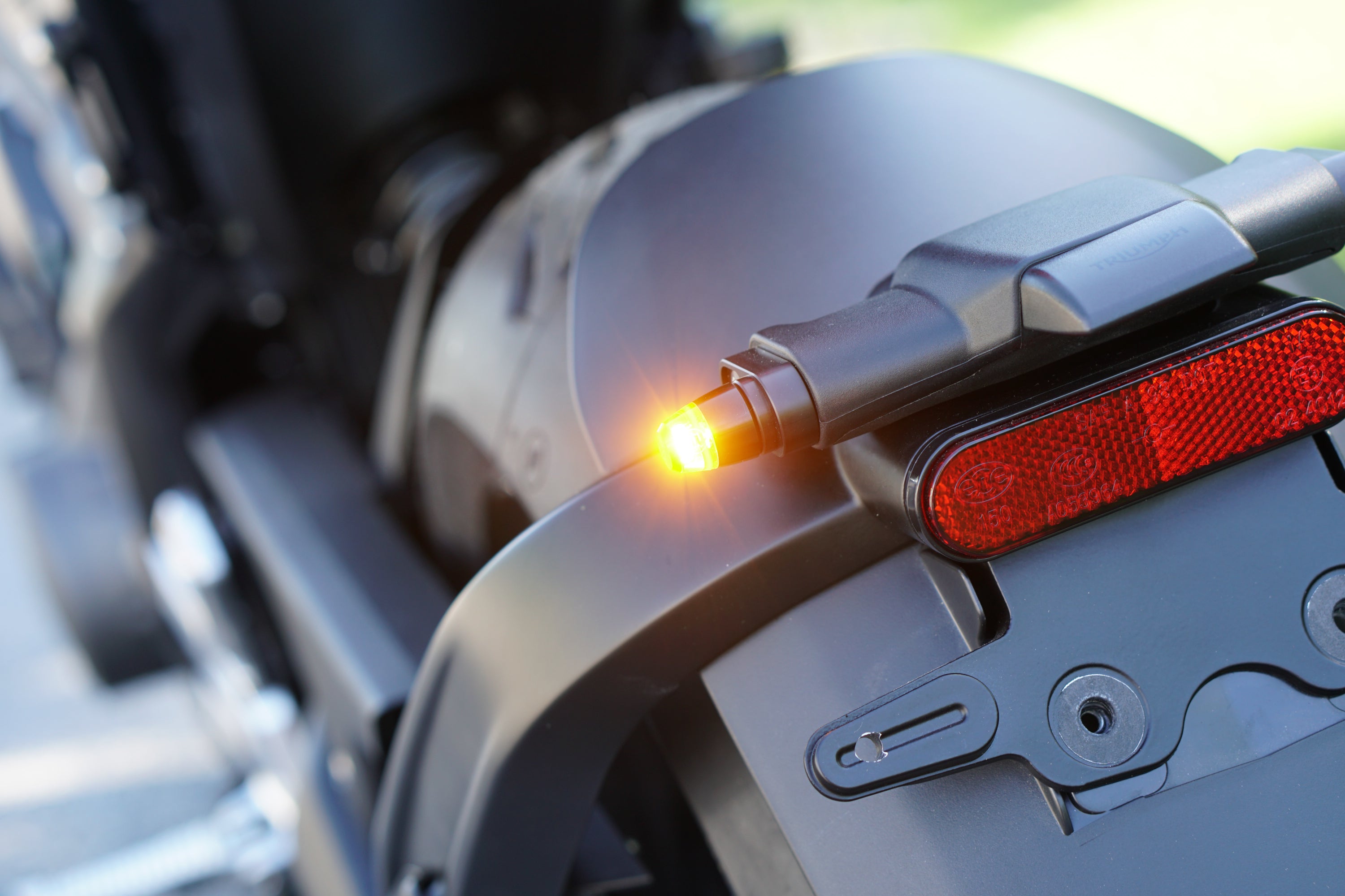 Triumph Trident 660 Plug & Play Turn Signal Kit 2021-2025 - Pre